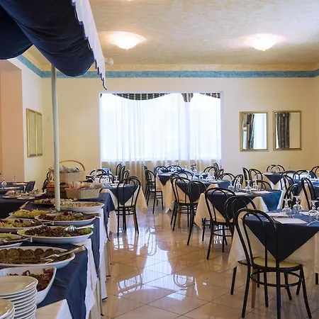 Ξενοδοχείο Palme 3*